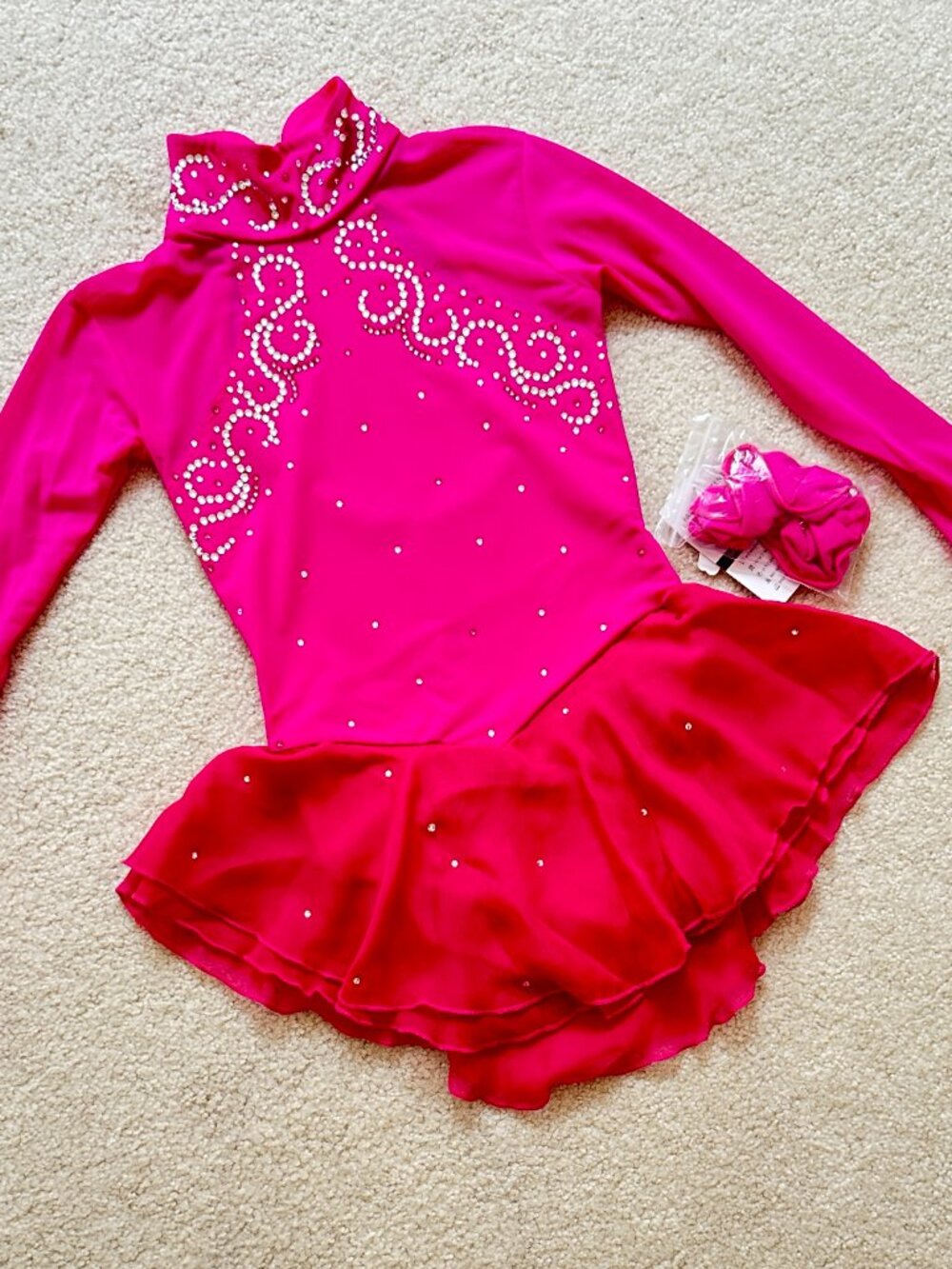 New Pink Crystal Figure Skating Dress Girl 8 (4~6T)